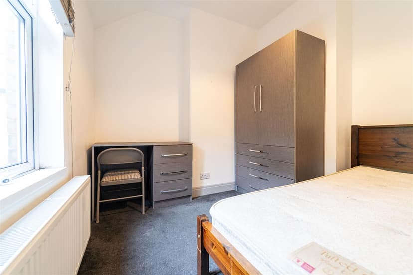 6, Umberslade Road - Image 12