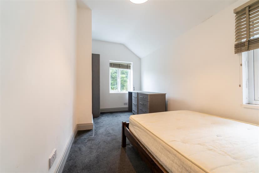 6, Umberslade Road - Image 11