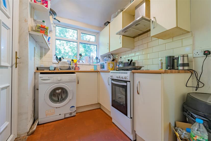 37, Quinton Road - Image 11