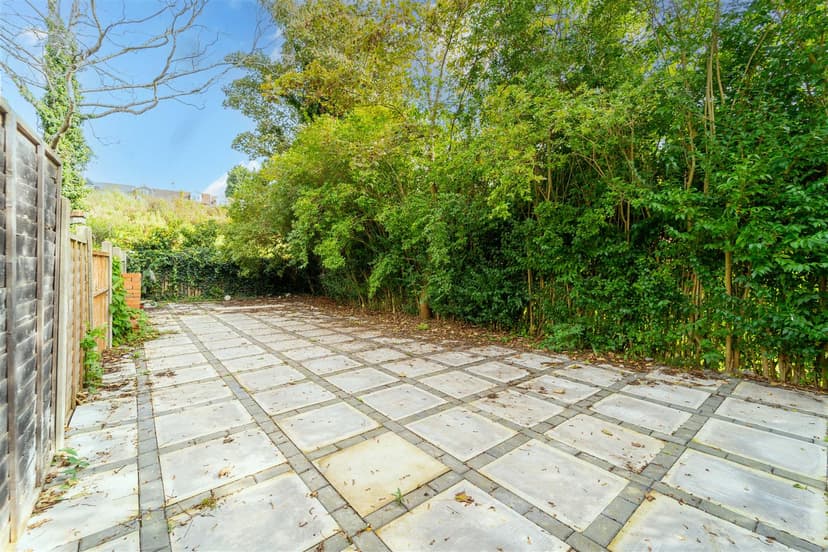 131, Dawlish Road - Image 2