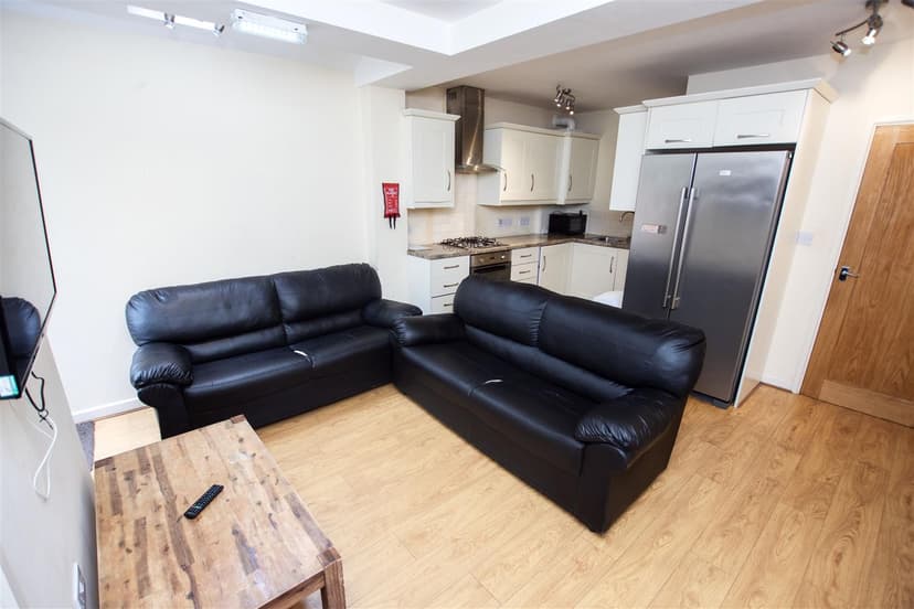 253, Heeley Road - Image 15