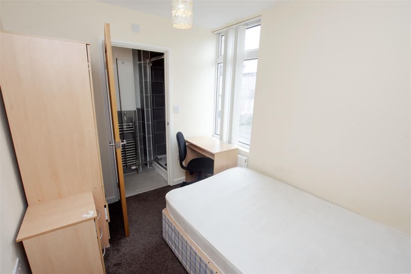 253, Heeley Road - Image 7