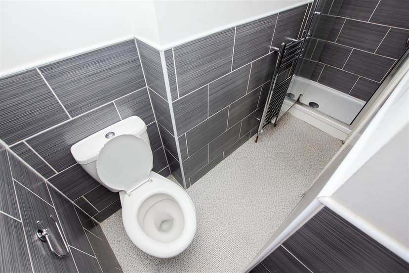 253, Heeley Road - Image 3