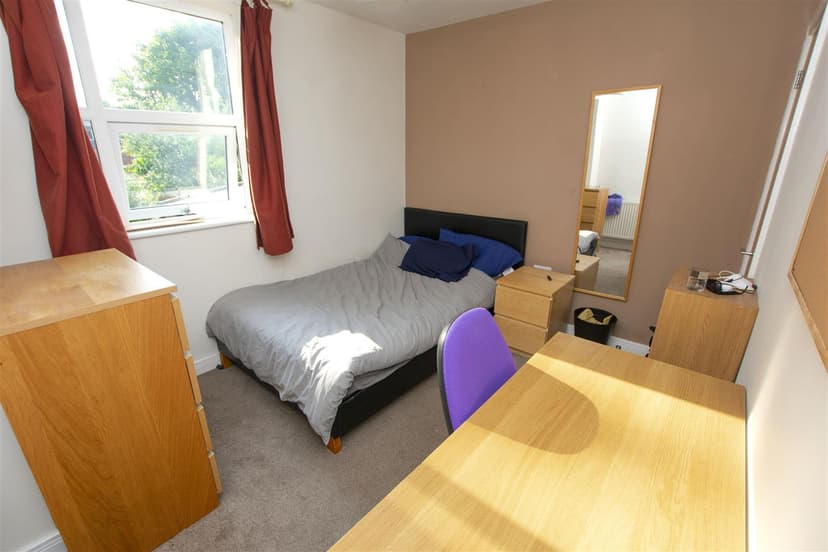 336, Tiverton Road - Image 7