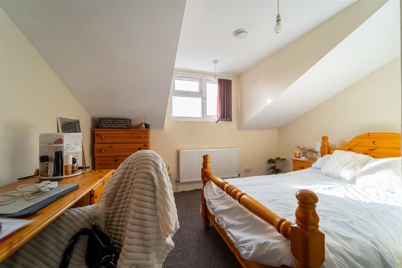 92, Alton Road - Image 10