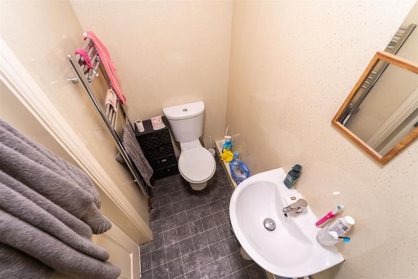 92, Alton Road - Image 8