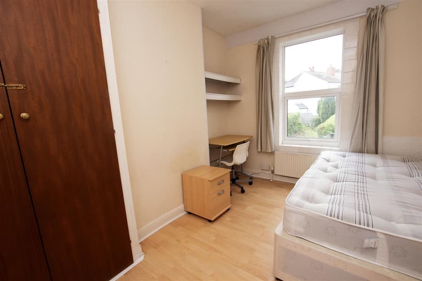 223, Harborne Lane - Image 4