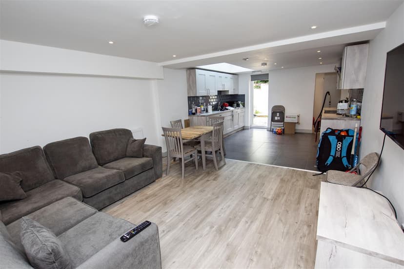 113, Teignmouth Road - Image 11