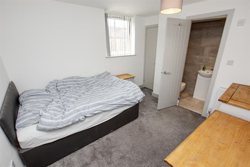 113, Teignmouth Road - Image 6