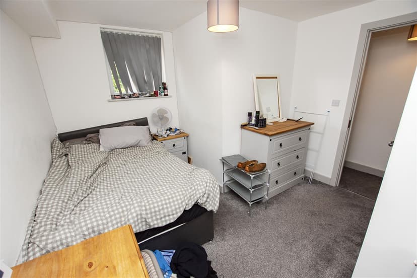 113, Teignmouth Road - Image 5