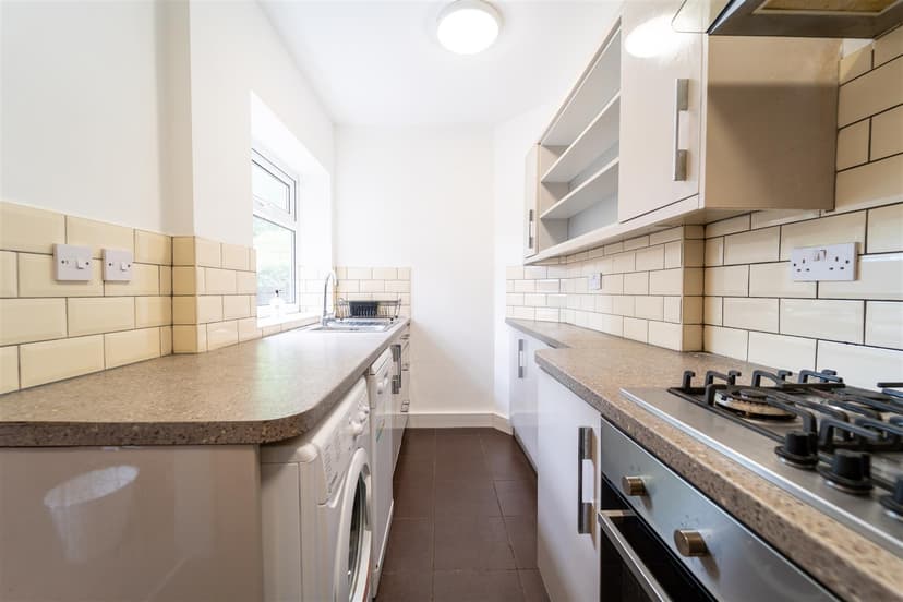 2, Rodbourne Road - Image 19