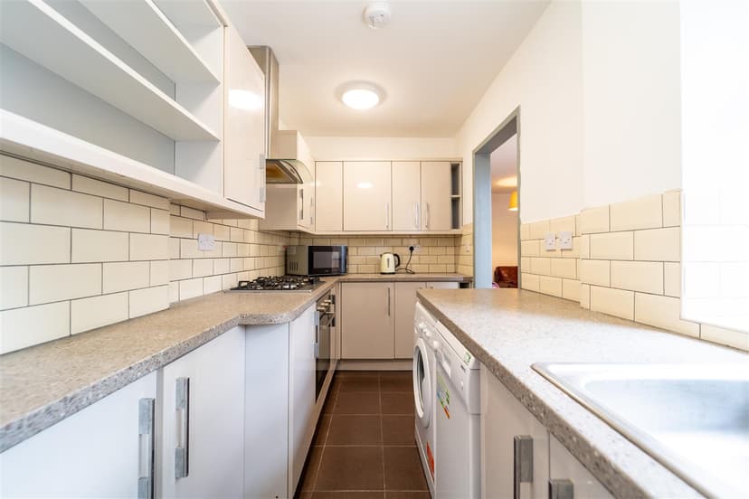 2, Rodbourne Road - Image 18