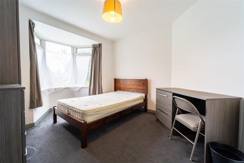 2, Rodbourne Road - Image 17