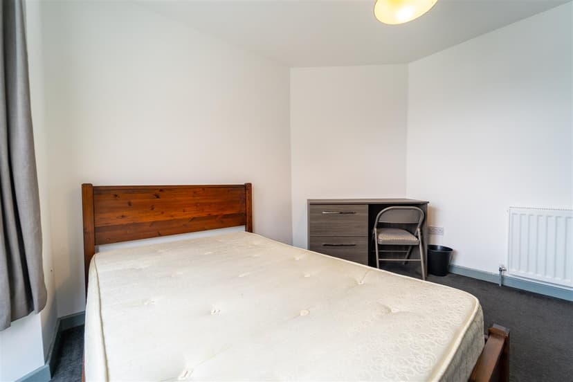 2, Rodbourne Road - Image 15