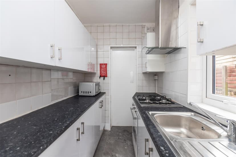 82, Dale Road - Image 12