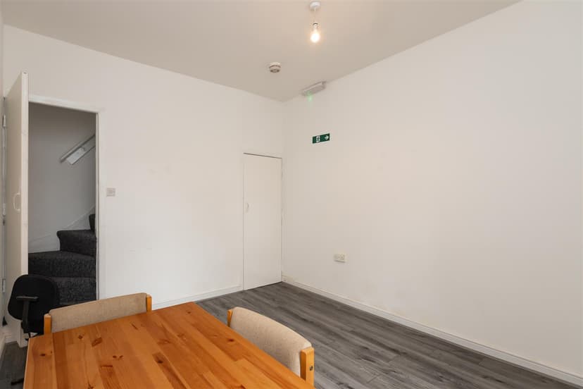 82, Dale Road - Image 10