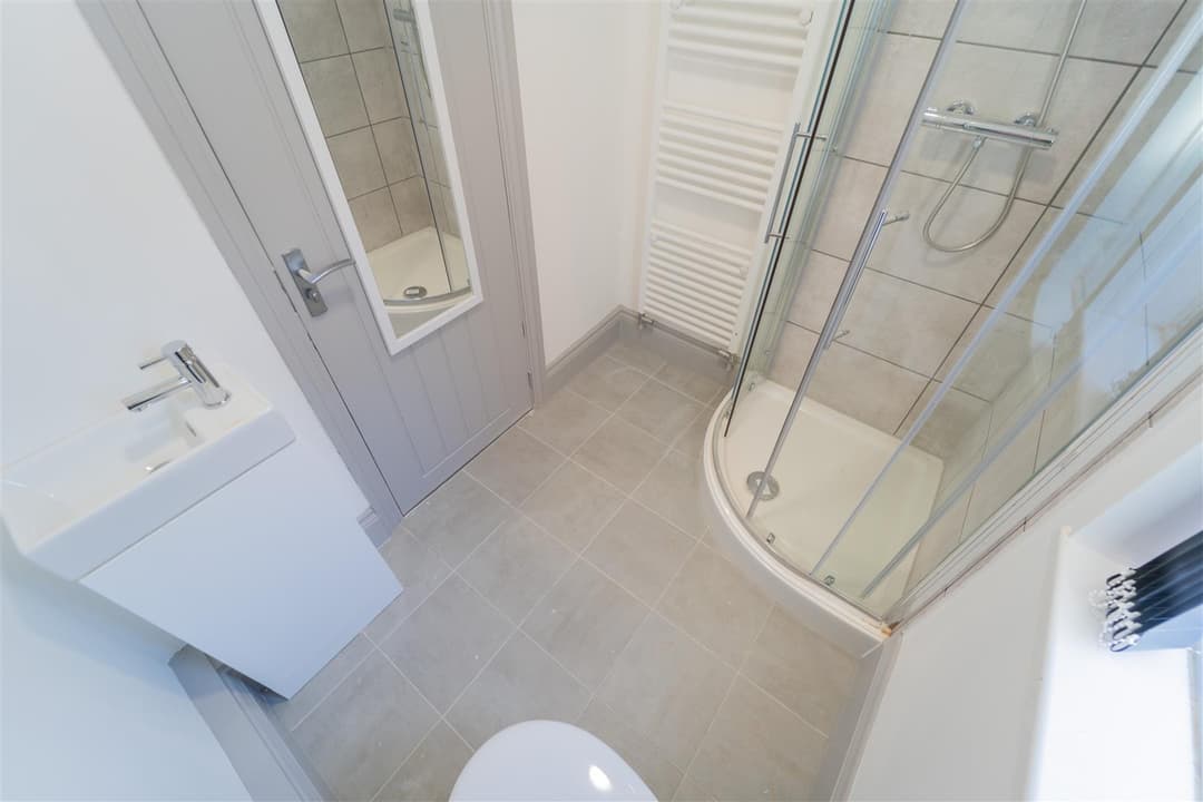 120a, Raddlebarn Road