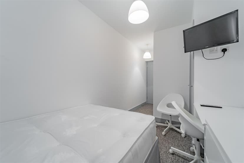 26, North Road - Image 6