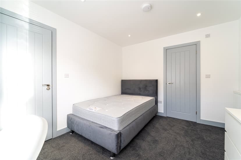 239, Dawlish Road - Image 19