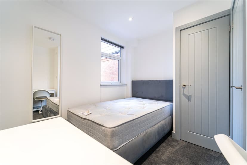 239, Dawlish Road - Image 6