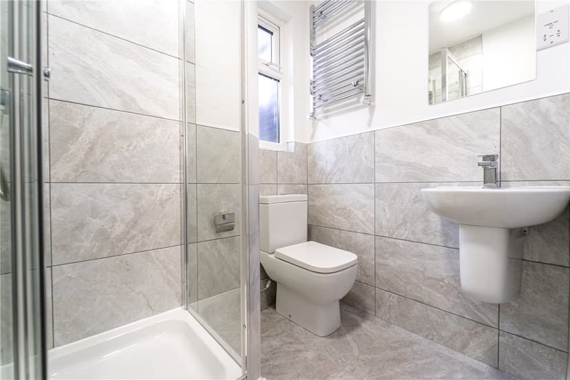 239, Dawlish Road - Image 5