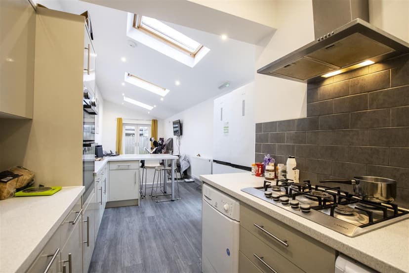 31, Selly Hill Road - Image 12