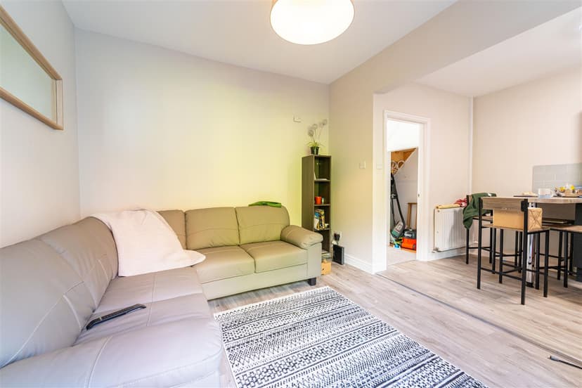 6a, Coronation Road - Image 18