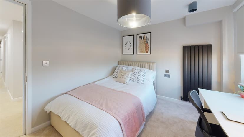 15, Selly Hill Road - Image 1