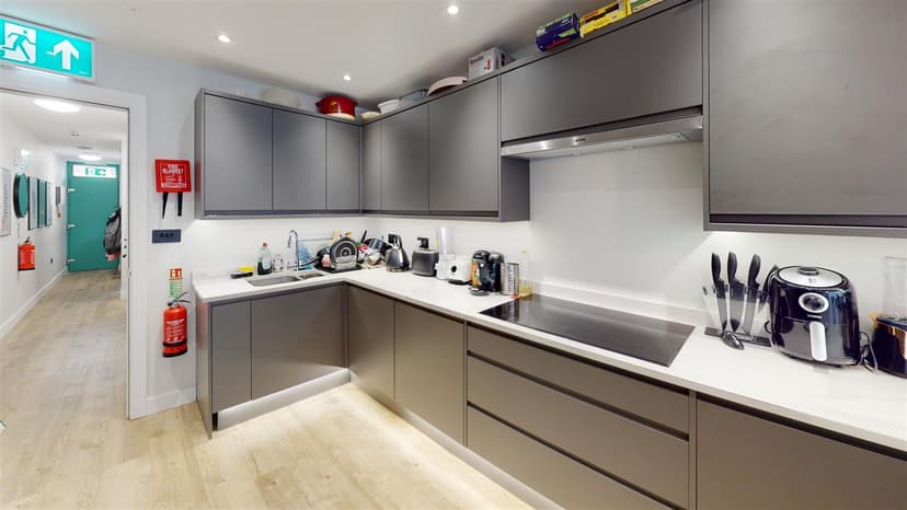 165, Dawlish Road - Image 14