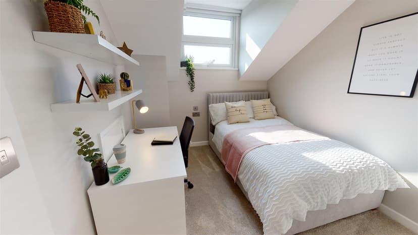 77, Heeley Road - Image 5