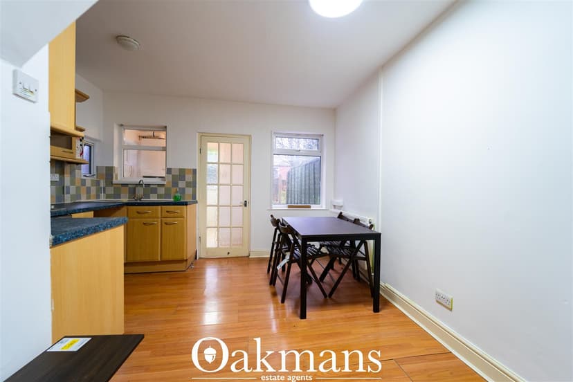 78, Winnie Road - Image 13