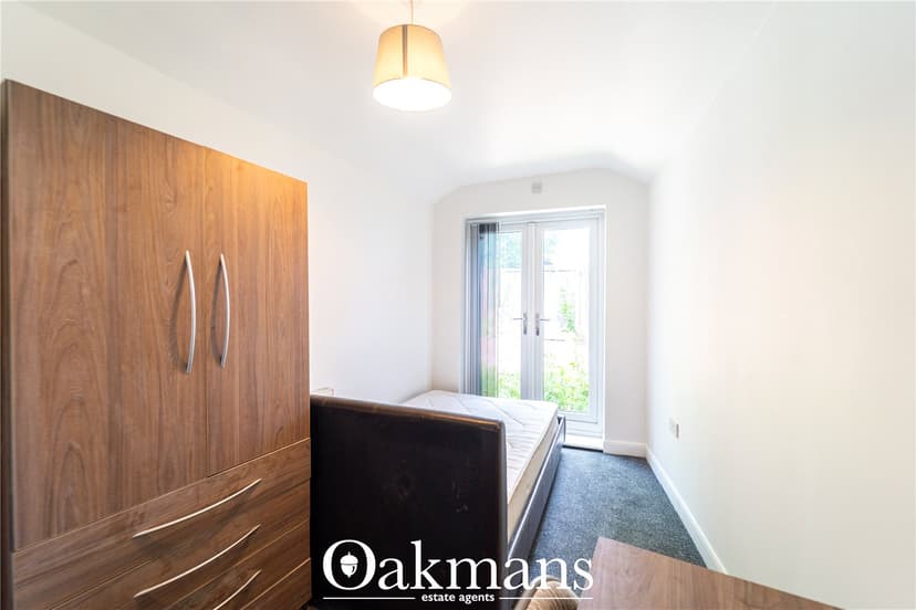 313, Heeley Road - Image 2