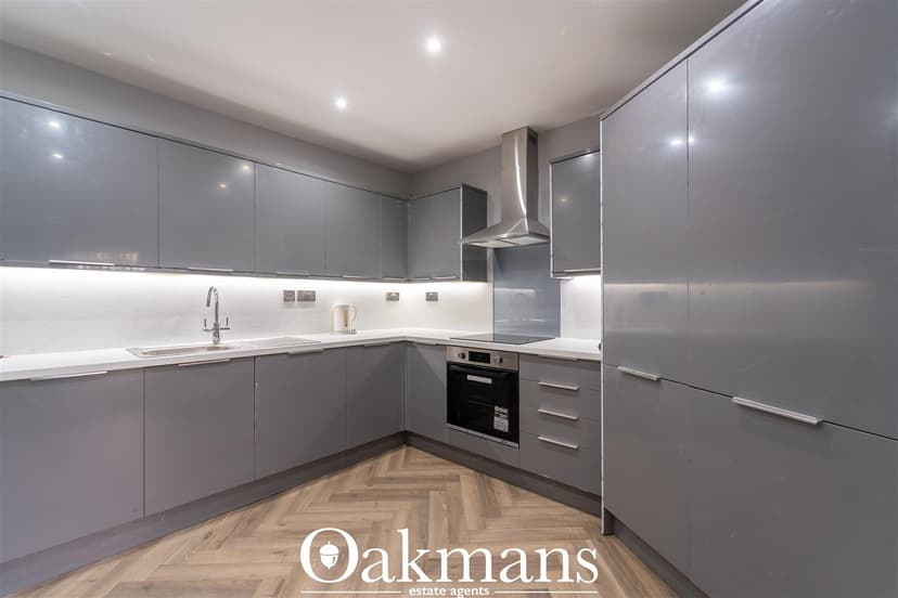 75a, Raddlebarn Road - Image 12