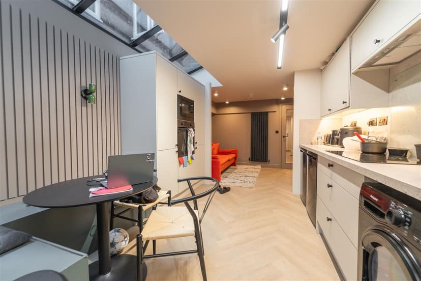 236, Dawlish Road - Image 16