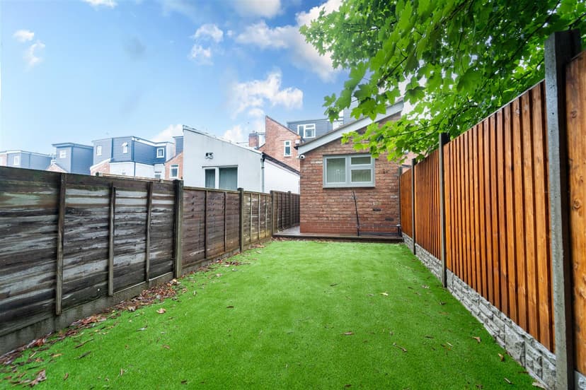 236, Dawlish Road - Image 1