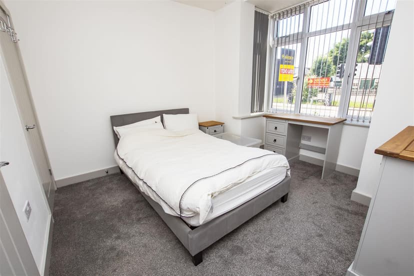 108, Raddlebarn Road - Image 10