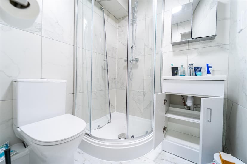 67, Winnie Road - Image 6