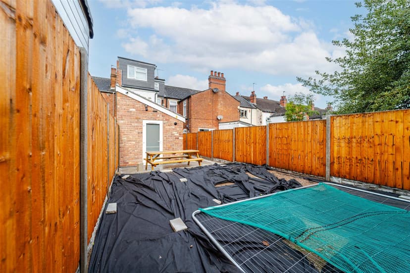 67, Winnie Road - Image 2