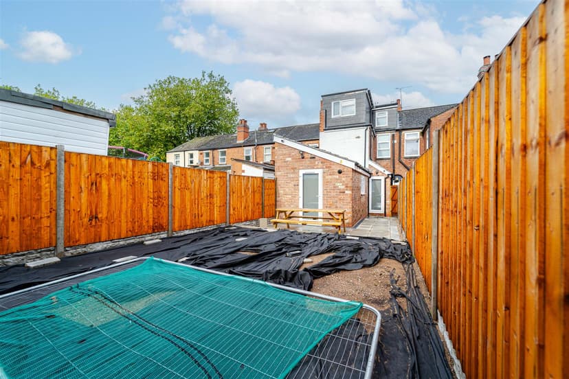 67, Winnie Road - Image 1