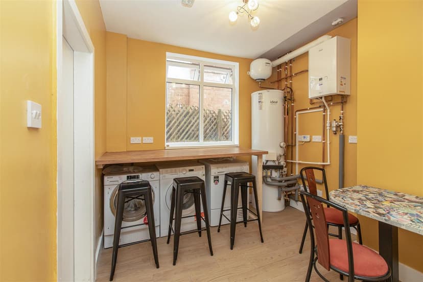 92, Bournbrook Road - Image 2