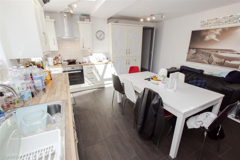 1, Coronation Road - Image 13