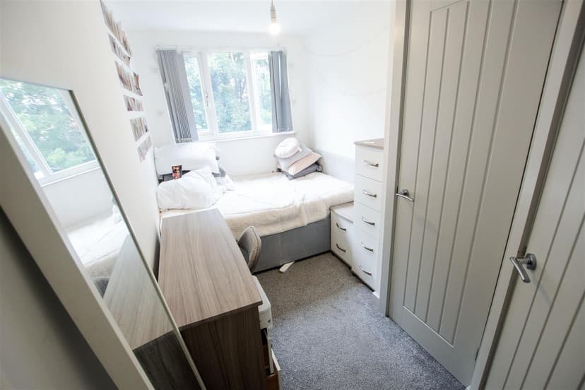 59, Teignmouth Road - Image 9