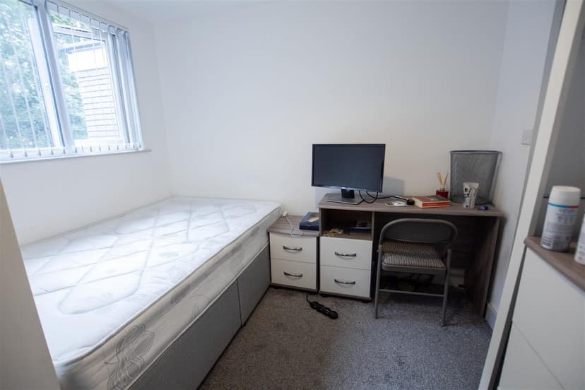 59, Teignmouth Road - Image 4