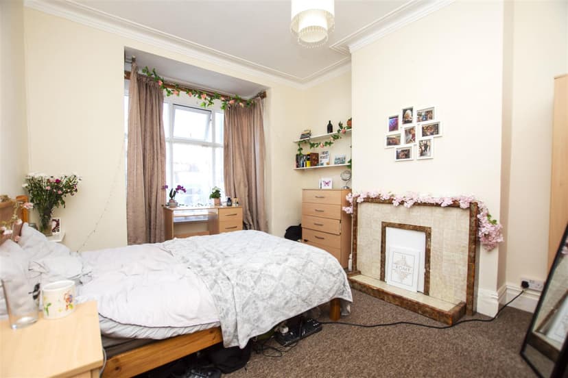 134, Raddlebarn Road - Image 10