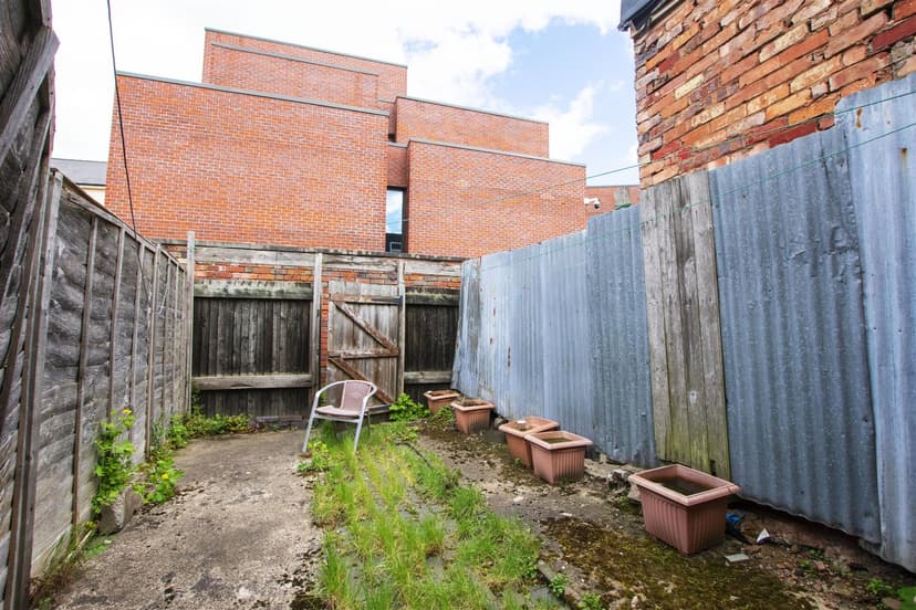 24, North Road - Image 21