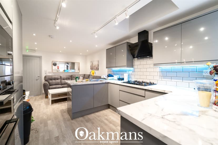 24, North Road - Image 17