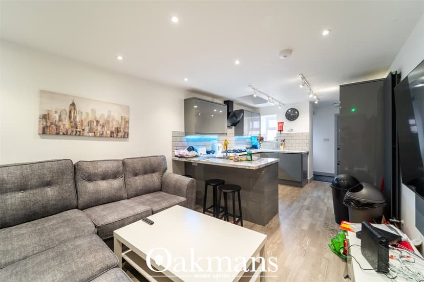 24, North Road - Image 14