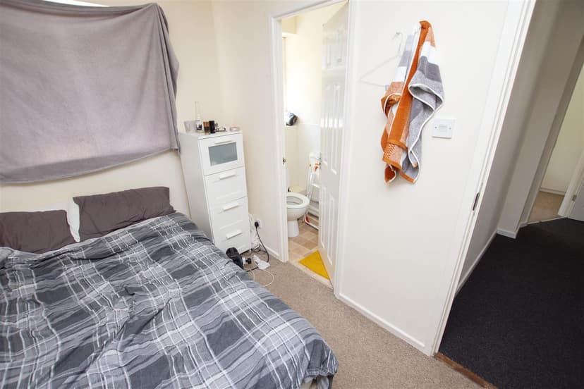 112, Heeley Road - Image 7