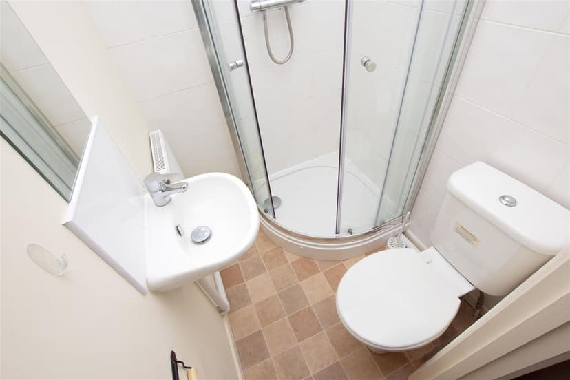 112, Heeley Road - Image 2