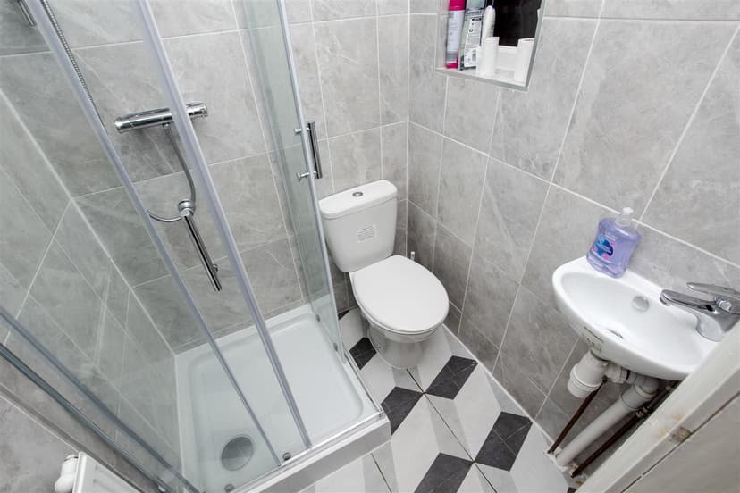 20, Tealby Grove - Image 4